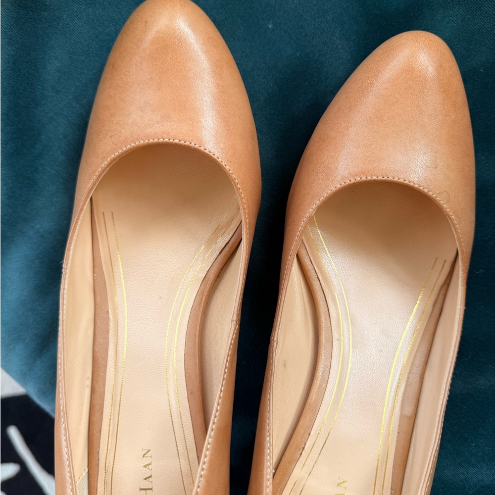 Cole Haan Tan Leather Heeled Pumps - Picture 2 of 13